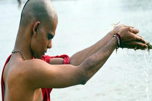 Pitru Paksha: There will be promotion in job financial crunch will go away just have to do this work in Pitru Paksha