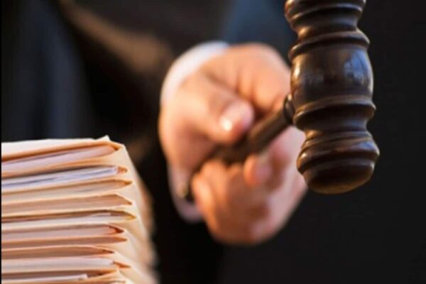 जब हाईकोर्ट को करना पड़ा बच्चे का नामकरण, खत्म ही नहीं हो रहा था मां-बाप का झगड़ा; क्या था मामला
